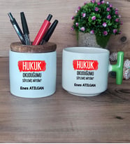  Hukuk Okuduğumu Söylemiş Miydim  Hediye Sepeti Kupa Bardak T Kulplu, Kalemlik Hediyeleri Hukuk Öğrencisine Hediye (Model 8)