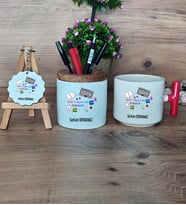 Web Tasarım Uzmanı Hediye Sepeti Kupa Bardak T Kulplu, Kalemlik ve Anahtarlık Web Tasarım Uzmanına Hediye (Model 1)