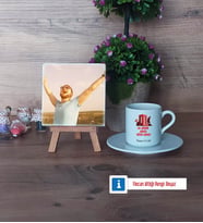 Asker Hediyesi Fotoğraflı Dekoratif Taş, Ahşap Altlıklı Türk Kahvesi Fincanı Hediye (Model 2)