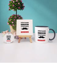 Dünyanın En Yakışıklı Öğretmeni Kupa Bardak Lacivert Dekoratif Taş Baskı Anahtarlık (Model 5)