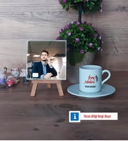 İcra Müdürü Fotoğraflı Dekoratif Taş, Ahşap Altlıklı Türk Kahvesi Fincanı Hediye (Model 2)