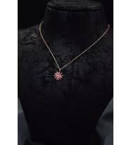 Papatya Silver 925 Ayar Gümüş Rose Kaplama Zirkon Taşlı Dönen Güneş Kolye (Pembe)
