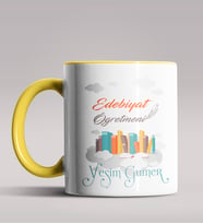 Kişiye Özel Edebiyat Öğretmeni Tasarımlı Siyah Renk Kupa 2 (Sarı)