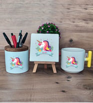 Kişiye Özel Unicorn Hediye Sepeti Kupa Bardak T Kulplu, Kalemlik ve Dekoratif Taş Arkadaşa Sevgiliye Hediye  (Model 5)