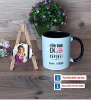 Yengeye Hediye Kupa Bardak Beyaz ve Fotoğraflı Ahşap Anahtarlık Hediye (Model 11)