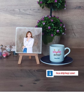 Sosyal Bilgiler Öğretmeni Fotoğraflı Dekoratif Taş, Ahşap Altlıklı Türk Kahvesi Fincanı Hediye (Model 4)