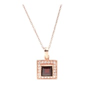 925 Ayar Gümüş Minik Kare Onix Taşlı Kolye (Rose)