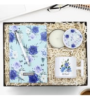 Kişiye Özel Tasarım Defter & Beyaz Metal Kutulu Mum & Gümüş Renk Detaylı Beyaz Tükenmez Kalem & Kişiye Özel Fincan Hediye Seti (Model 6)