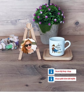 Kadın Öğretmene Hediye Türk Kahvesi Fincanı Ahşap Altlıklı ve Fotoğraflı Ahşap Anahtarlık Hediye (Model 1)
