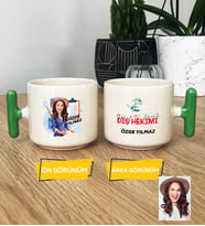 Kişiye Özel Karikatürlü Diş Hekimi T Kupa Bardak Diş Hekimleri Günü Hediyesi Kadın Diş Hekimine Hediye (Yeşil)