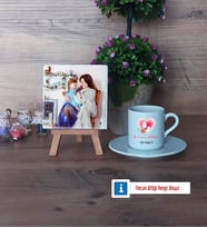 Anneler Günü Hediyesi Fotoğraflı Dekoratif Taş, Ahşap Altlıklı Türk Kahvesi Fincanı Hediye (Model 2)