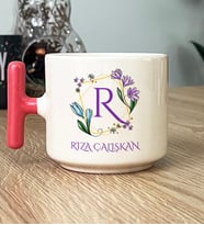 Kişiye Özel Çiçekli R Harfli Hediye T Kupa Bardak İsim Soyisim Yazılı (Pembe)