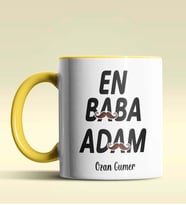 Kişiye Özel En Baba Adam Tasarımlı Siyah Kupa Bardak (Sarı)
