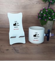 Sevimli Panda Hediye Sepeti Kupa Bardak T Kulplu ve Ahşap Telefon Standı Arkadaşa Hediye (Model 2)