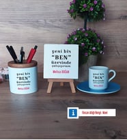 Motto Yeni Bir Ben Hediye Seti Dekoratif Taş, Kalemlik, Ahşap Altlıklı Türk Kahvesi Fincanı Hediye (Model 5)