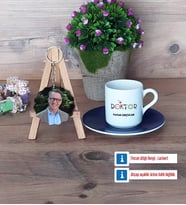 Doktora Hediye Türk Kahvesi Fincanı Ahşap Altlıklı ve Fotoğraflı Ahşap Anahtarlık Hediye Tıp Bayramı Hediyesi (Model 4)