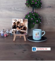 Kadın Kuaförü Fotoğraflı Dekoratif Taş, Ahşap Altlıklı Türk Kahvesi Fincanı Hediye (Model 7)