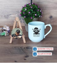 Erkek Kuaförü Kupa Bardak Beyaz ve Fotoğraflı Ahşap Anahtarlık Hediye (Model 5)