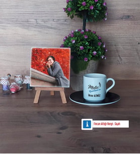 Müdür Yardımcısı Fotoğraflı Dekoratif Taş, Ahşap Altlıklı Türk Kahvesi Fincanı Hediye Öğretmenler Günü Hediyesi (Model 7)