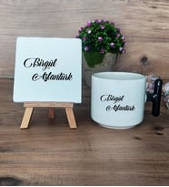 Kişiye Özel İsim Soyisim Hediye Seti Kupa Bardak T Kulplu ve Dekoratif Taş Anneye Babaya Arkadaşa Kardeşe Hediye (Model 6)