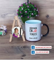 Yengeye Hediye Kupa Bardak Beyaz ve Fotoğraflı Ahşap Anahtarlık Hediye (Model 9)