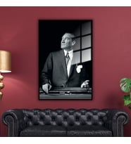 Metal Çerçeveli Temperli Cam Ofis Tablosu Yukarı Bakan Atatürk (Siyah)