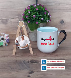 Fizyoterapist Kupa Bardak Beyaz ve Fotoğraflı Ahşap Anahtarlık Hediye (Model 10)