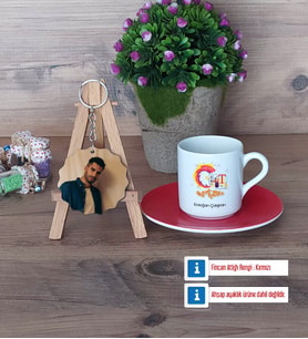 Grafiker Türk Kahvesi Fincanı Ahşap Altlıklı ve Fotoğraflı Ahşap Anahtarlık Hediye (Model 3)