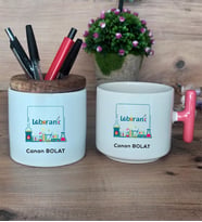 Laborant Hediye Sepeti Kupa Bardak T Kulplu, Kalemlik Hediyeleri Tıp Bayramı Hediyesi (Model 4)