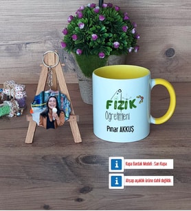 Fizik Öğretmeni Kupa Bardak Beyaz ve Fotoğraflı Ahşap Anahtarlık Hediye Öğretmenler Günü Hediyesi (Model 7)