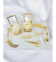 Embrace Gold Şeffaf Nişan Tepsisi (Beyaz)