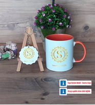 Gold Baş Harf Kupa Bardak Kırmızı ve Ahşap Anahtarlık Hediye (Model 12)