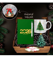 eJOYA Yeni Yıla Özel Defter Ve Kalem & Kupa & Çam Ağacı Biblo & Ahşap Hediye Sepeti 114418 (Yeşil)