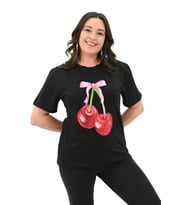 Kadın Büyük Beden Kiraz Baskılı T-shirt 1785-24 (Siyah)