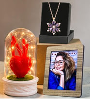 Kişiye Özel Fotoğraflı LED Işıklı Kırmızı Kalpli Fanus ve Gerçek Ametist Taşlı Lotus Kolye Hediye Seti