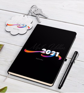 BK Gift Kişiye Özel 2024 Mutlu Yıllar Beyaz Defter Kalem ve Anahtarlık Hediye Seti-4 (Model 2)