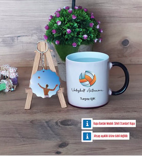 Voleybol Antrenörü Kupa Bardak Beyaz ve Fotoğraflı Ahşap Anahtarlık Hediye (Model 9)