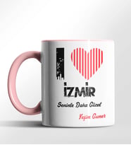 Kişiye Özel İzmir Seninle Daha Güzel Tema Siyah Renk Kupa (Pembe)