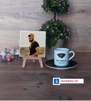Özel Güvenlik Görevlisi Fotoğraflı Dekoratif Taş, Ahşap Altlıklı Türk Kahvesi Fincanı Hediye (Model 7)