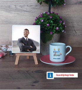 Rehber Öğretmen Fotoğraflı Dekoratif Taş, Ahşap Altlıklı Türk Kahvesi Fincanı Hediye Öğretmenler Günü Hediyesi (Model 6)
