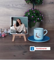 Doğum Günü Hediyesi İsme Özel Fotoğraflı Dekoratif Taş, Ahşap Altlıklı Türk Kahvesi Fincanı Hediye (Model 5)