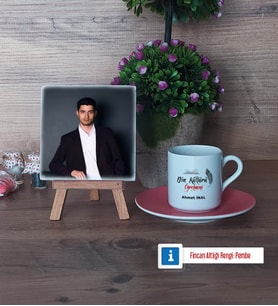 Din Kültürü Öğretmeni Fotoğraflı Dekoratif Taş, Ahşap Altlıklı Türk Kahvesi Fincanı Hediye (Model 6)