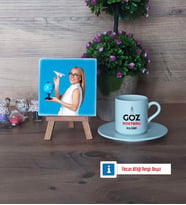 Göz Doktoru Fotoğraflı Dekoratif Taş, Ahşap Altlıklı Türk Kahvesi Fincanı Hediye (Model 2)