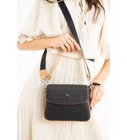  Just Polo Ayarlanabilir Uzun Askılı 4 Bölmeli Kadın Omuz Çantası 25x15cm MD2184 (Siyah Taba)