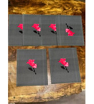6 LI LEKE TURMAZ ÇİÇEKLİ EKOSE ÇATAL BIÇAK SUNUM PEÇETE KAHVE SUNUM 18X16 CM (Siyah)