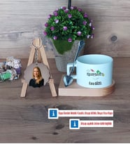 Bankacıya Hediye Kupa Bardak Beyaz ve Fotoğraflı Ahşap Anahtarlık Hediye (Model 8)