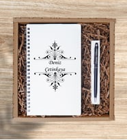 Kişiye Özel Pastel Renkli Ahşap Defter Kalem Seti 6 (Beyaz)