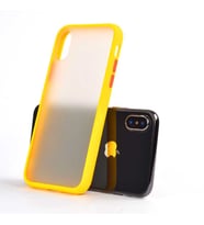 Apple iPhone XS Max 6.5 Kılıf Fri Mat Yüzey Renkli Kenar Kılıf (Sarı)