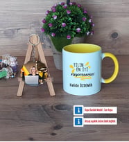 En İyi Fizyoterapist Kupa Bardak Beyaz ve Fotoğraflı Ahşap Anahtarlık Hediye (Model 7)