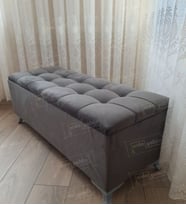 Çizgi Kapitoneli Sandıklı Puf 90 cm Gümüş Ayak (Antrasit)
